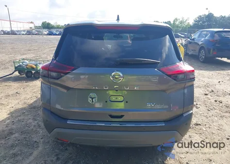 2021 Nissan Rogue Sv Intelligent Awd z USA, uszkodzony, nr VIN 5N1AT3BB0MC838878